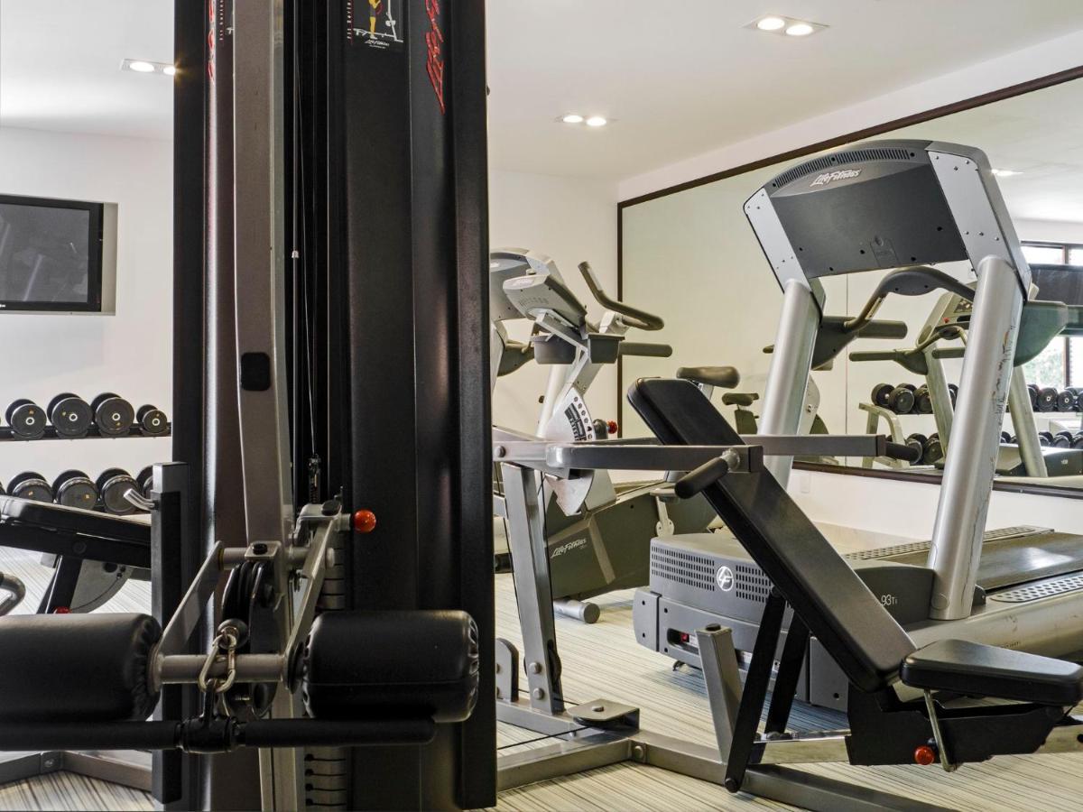 Fiesta Inn Toluca Centro Екстериор снимка